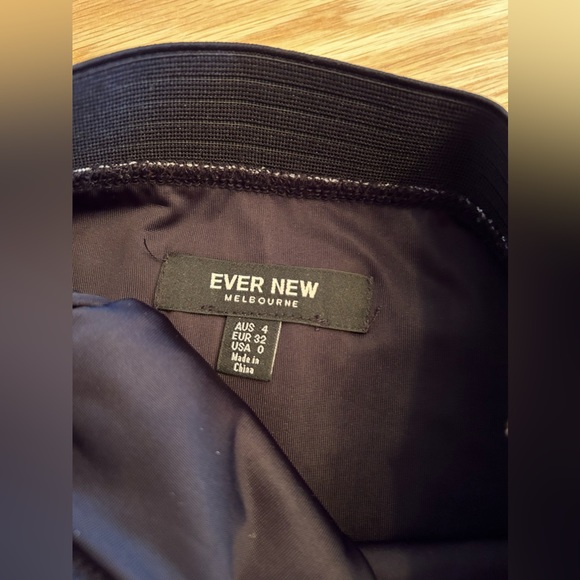 Ever new pencil skirt - Picture 2 of 3